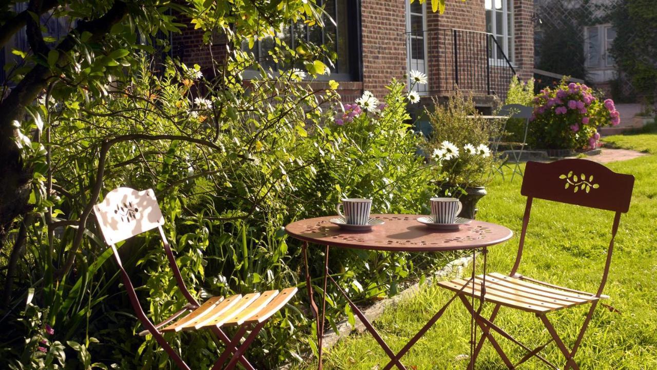 Bed and Breakfast Honfleur, Entre Terre & Estuaire La Rivière-Saint-Sauveur Exterior foto