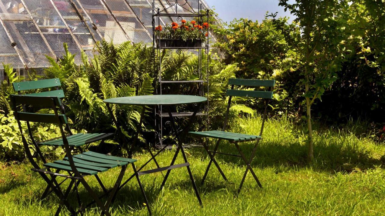 Bed and Breakfast Honfleur, Entre Terre & Estuaire La Rivière-Saint-Sauveur Exterior foto